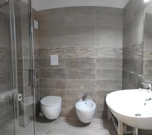 Fifth Floor photo 12