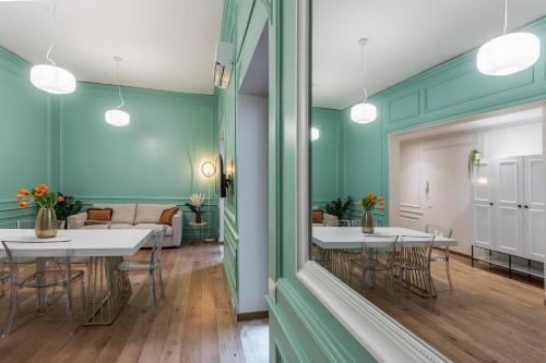 Luxury Apartment Cola