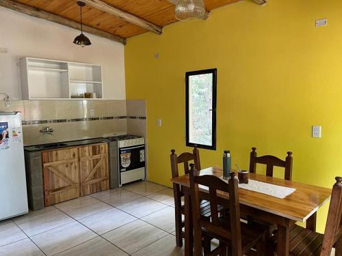 Una cocina o kitchenette en Psalm23