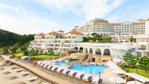 a view of a resort with a swimming pool at Sol Beach Yangyang in Yangyang