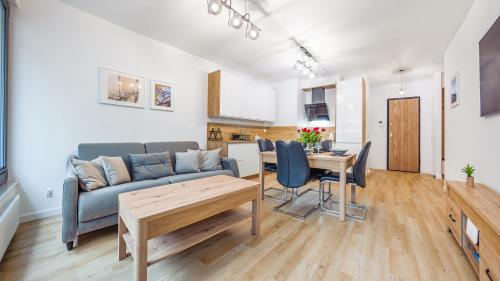 Plac Unii, Sun & Snow