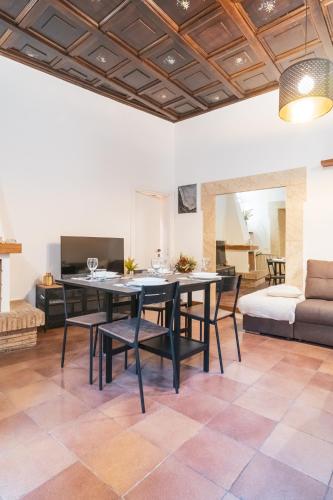 Giubbonari 23 luxury home