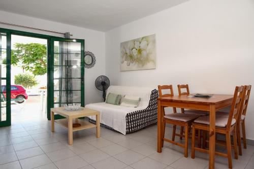 Sky and Sea Loma Verde - Pool and terrace with sea view - By Lanzarote Vacation Homes