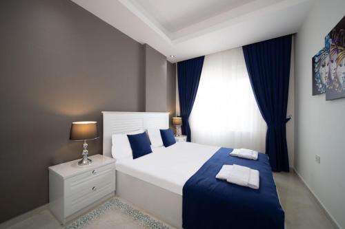 Modern Flat with Shared Closed Pool in Alanya