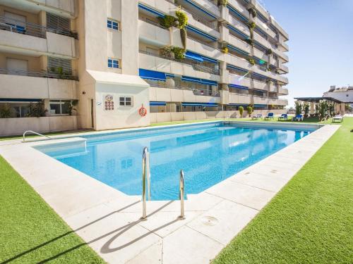 VACATION MARBELLA I Puerto Banus Sea Front, Best Sea View, NEW Decoration, BBQ, 24-7 Security, Pool