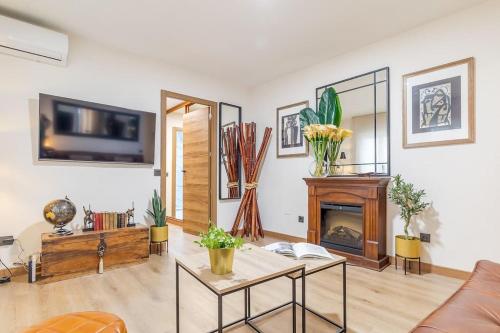 Apartamento reformado y tranquilo junto a Gran Vía