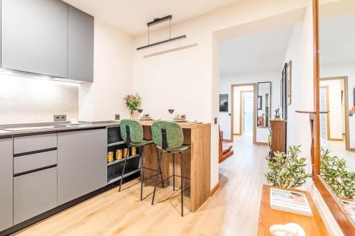Apartamento reformado y tranquilo junto a Gran Vía