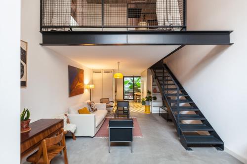 FLH Intendente Mezzanine with Interior Pateo