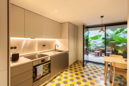 FLH Intendente Mezzanine with Interior Pateo