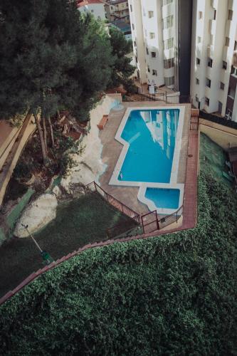 Ático Moderno con piscina y parking cerca de la playa