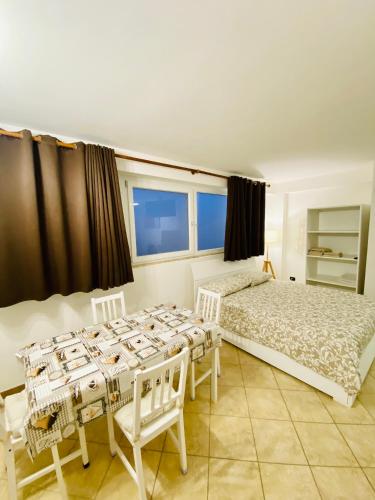 Ένα ή περισσότερα κρεβάτια σε δωμάτιο στο Lucky’s house
