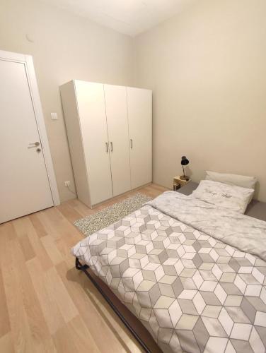 Llit o llits en una habitació de Private Room in Istanbul 19