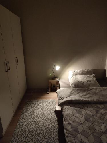 Llit o llits en una habitació de Private Room in Istanbul 19