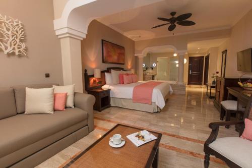 Grand Palladium White Sand Resort & Spa - All Inclusive