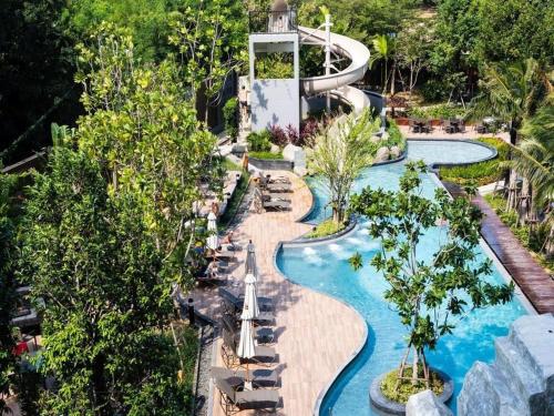 Výhled na bazén z ubytování Unixx South Pattaya nebo okolí