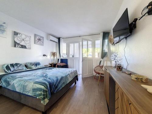 Llit o llits en una habitació de Studio TY SOLEY