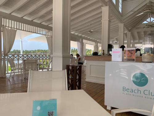 Εστιατόριο ή άλλο μέρος για φαγητό στο Villa Real Playa Nueva Romana