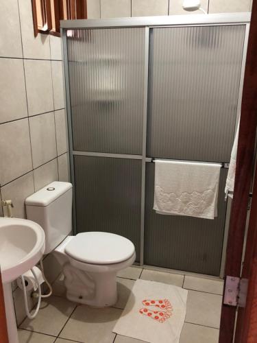 Phòng tắm tại Pousada Do Vozinho