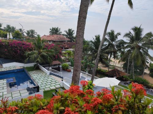 Bazén v ubytování Getaway Beach Resort Kovalam nebo v jeho okolí