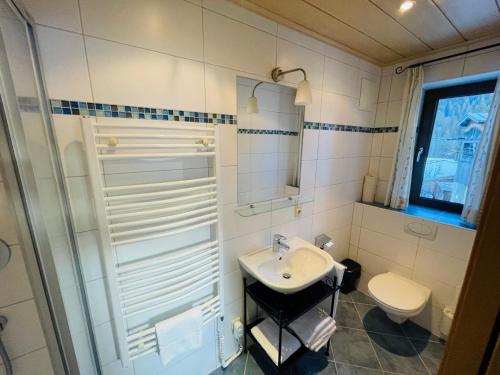 Gallery image of Natursport Heutal Appartements Ski-in & Ski-out in Unken
