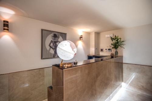 Fotografie z fotogalerie ubytování Hotel San Silvestro v Římě