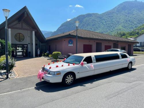 Nespecifikovaný výhled na hory nebo výhled na hory při pohledu z hotelu