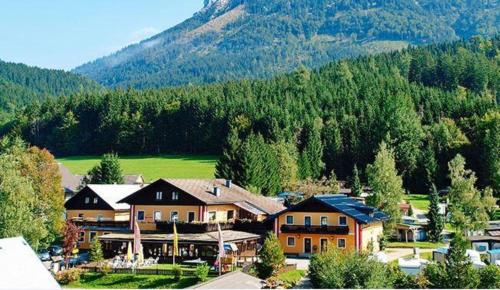 an aerial view of a house in the mountains at Haus Österreich - Familie Digruber in Lackenhof