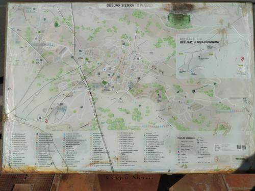グエハル・シエラにあるApartamento Guejar Sierraの公園地図