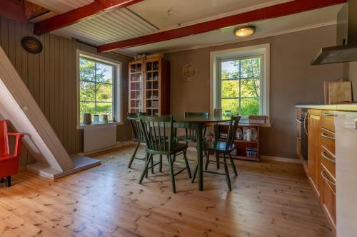Fotografie z fotogalerie ubytování Sharming cabin in Sund v destinaci Sund
