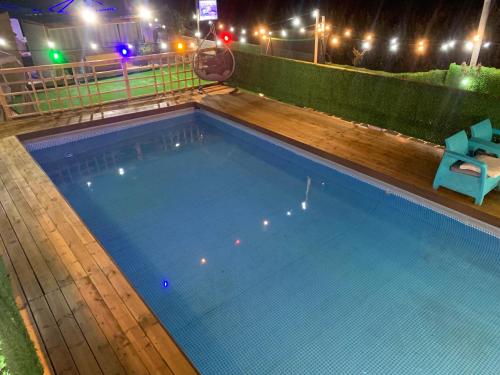 Kolam renang di atau dekat dengan מפגש הדובדבן
