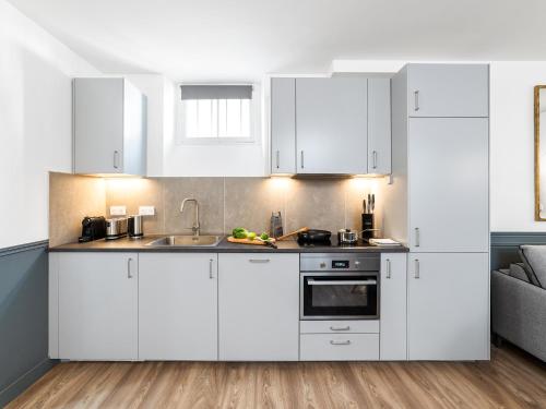LivinParis - Luxury 2 Bedrooms Opera VI