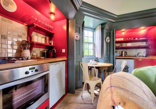Rock House - Photographer's Studio - Historic Gem in the heart of the City photo 12