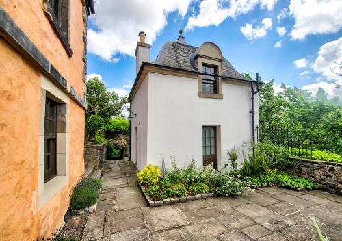 Rock House - Photographer's Studio - Historic Gem in the heart of the City photo 23