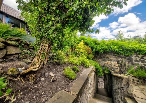 Rock House - Photographer's Studio - Historic Gem in the heart of the City photo 25