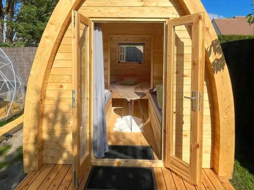 Propriete d'une chambre avec jacuzzi jardin clos et wifi a Pruniers en Sologne