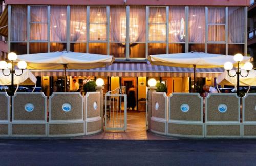 Εστιατόριο ή άλλο μέρος για φαγητό στο Hotel Losanna Cervia