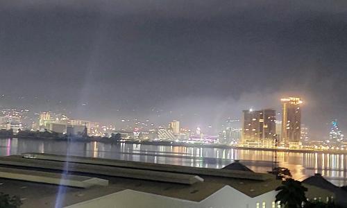 Ein allgemeiner Blick auf Lo-oc oder ein Stadtblick von der Ferienwohnung aus