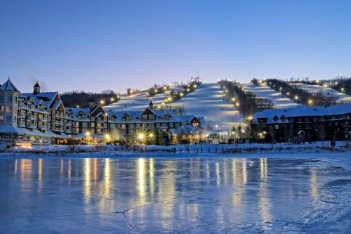 Condo 24 at Snowbridge – Photos 4