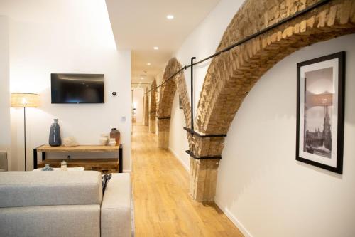 nQn Aparts & Suites Sevilla photo 56