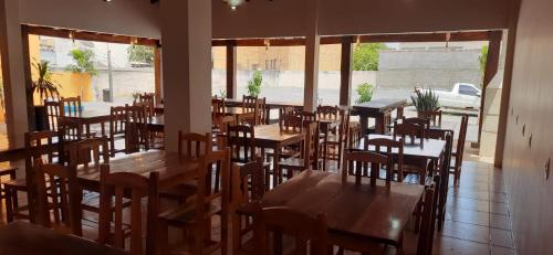 Εστιατόριο ή άλλο μέρος για φαγητό στο HOTEL TROPICAL