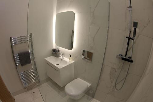Bilik mandi di Hideaway