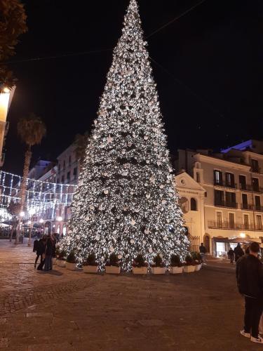 Et lokalt vartegn tæt på lejligheden