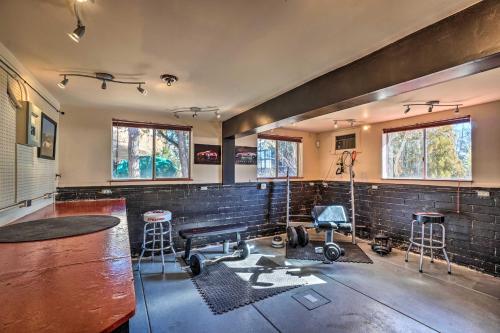 Dog-Friendly Payson Cottage - Grill, Fire Pit – Photos 2