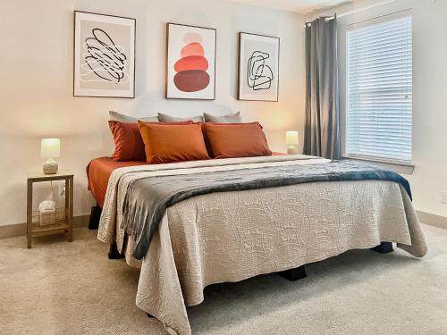 1BR with King Bed, 6 miles from DFW airport房間的床