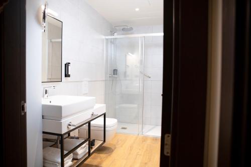 nQn Aparts & Suites Sevilla photo 69