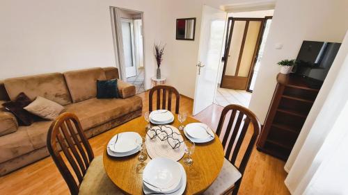 Posezení v ubytování Apartment Gašparac - 30 meters from the beach