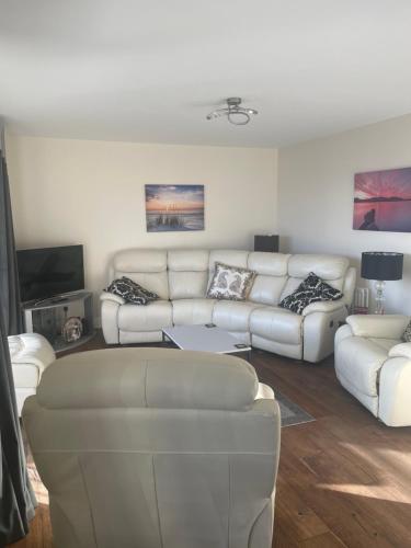 Χώρος καθιστικού στο Newcastle Seafront Apartment with Wifi and Parking