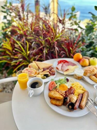 Φαγητό σε αυτό το ξενοδοχείο διαμερισμάτων ή κάπου εκεί κοντά