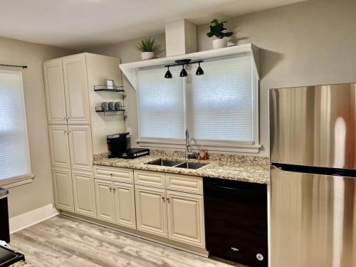 3 BR Home in Kent! – Photos 2