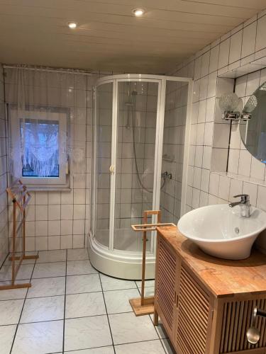 Ein Badezimmer in der Unterkunft B-S Apartments L